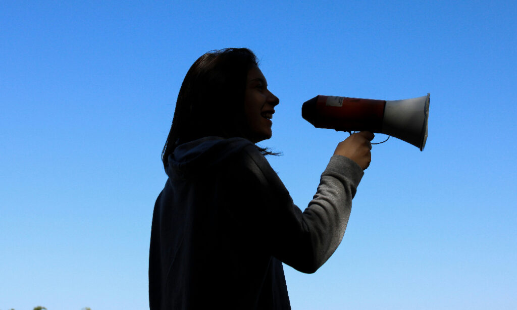 Abrir canales de comunicación para la resolución de conflictos